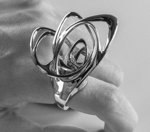 Papilio ring developed using Solidscape's high precision 3D wax printing technology (Photo courtesy of Stratasys Ltd.)