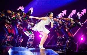 Opening scene of the Prismatic World Tour featuring Katy Perry and backing dancers wearing Stratasys 3D printed mohawks. Photography by Jason Williamson