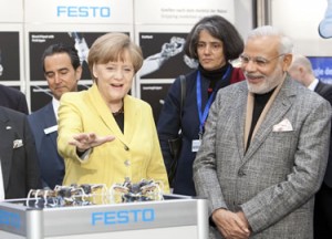 On her tour of the Hannover Messe 2015 trade fair, Federal Chancellor Dr. Angela Merkel visited the Festo stand on 13th April 2015. The Chancellor was accompanied this year by the Prime Minister of India, Narendra Modi. (Photo courtesy of ©Festo AG & Co. KG, all rights reserved)
