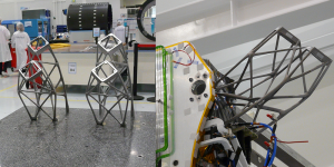 Europe’s largest additively manufactured part in orbit: an antenna support for satellites made of aluminum (dimensions: x: 447 mm; y: 204.5 mm; z: 391 mm3 – excluding height of build plate) produced on an X line 1000R from Concept Laser. (Photo courtesy of Thales Alenia Space)